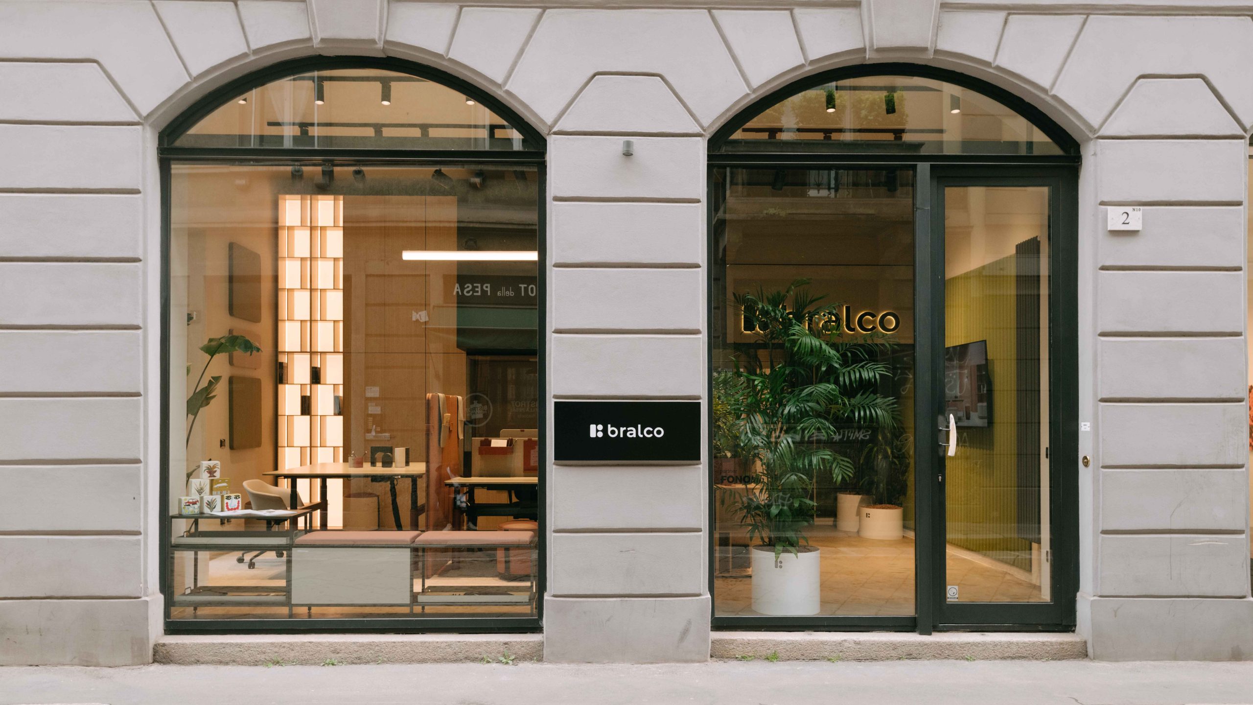 Bureau de direction haut de gamme et mobilier de prestige pour chef d'entreprise à Genève